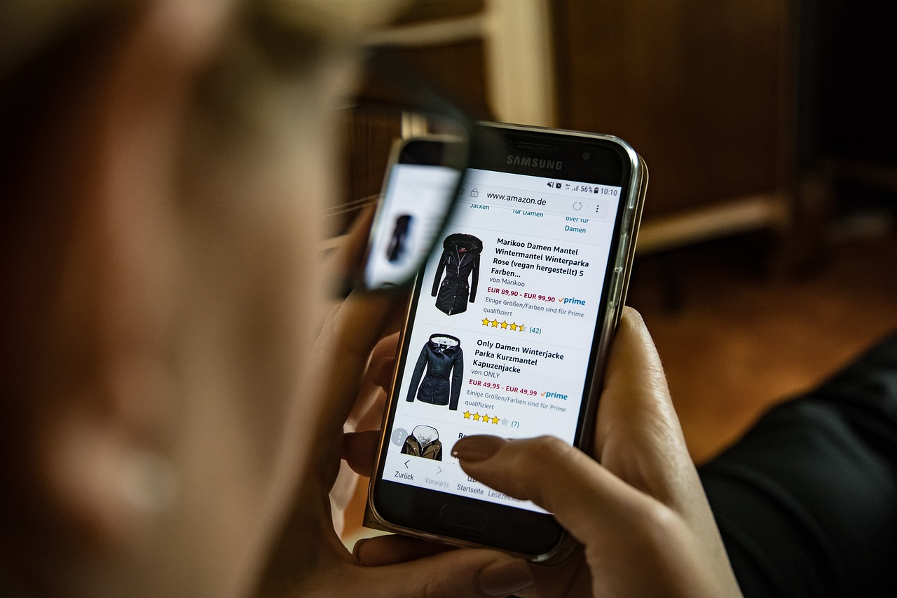 AI chatbots revolutionizing online shopping with personalized assistance