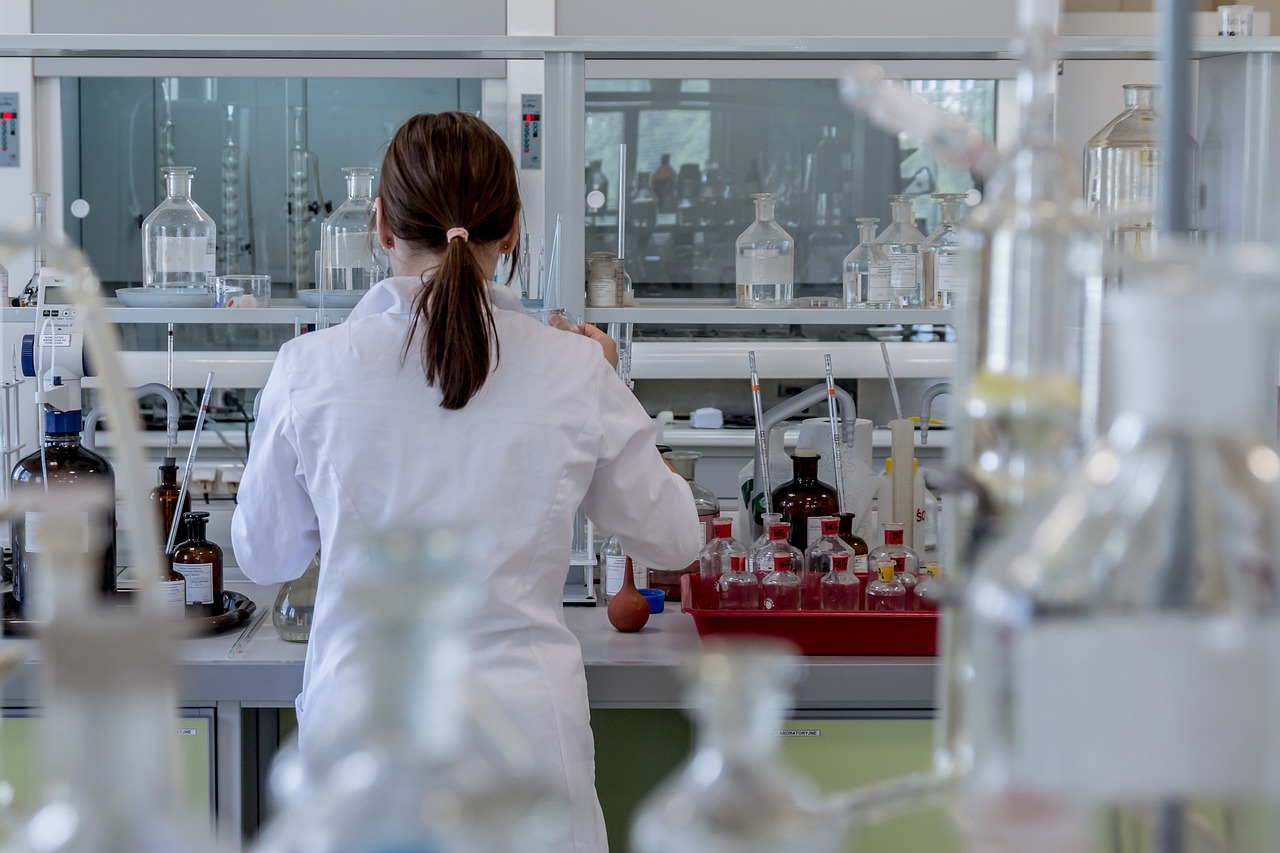 AI technology correcting errors in chemical research data analysis