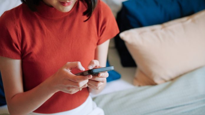 Dartmouth study shows AI chatbot can help improve mental health symptoms