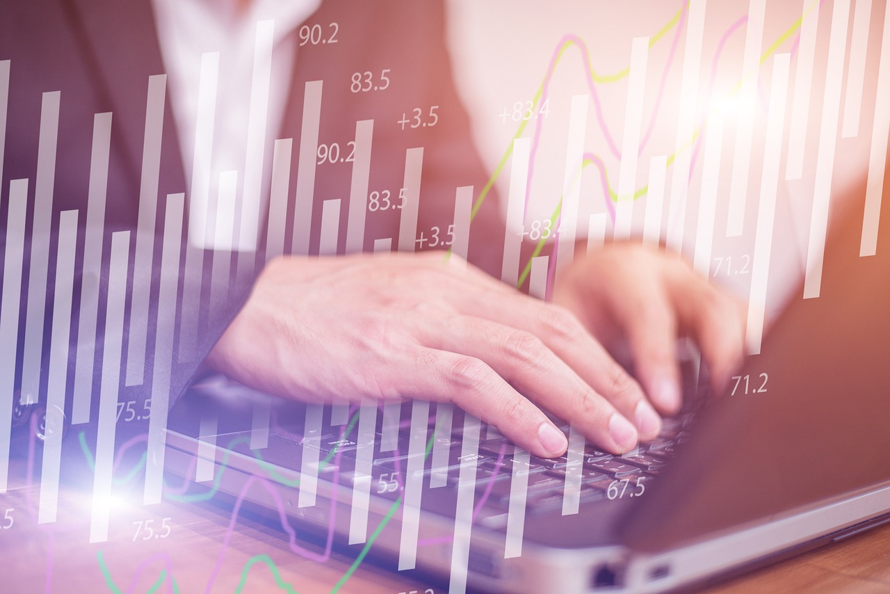 AI in finance transforming investment strategies and market dynamics
