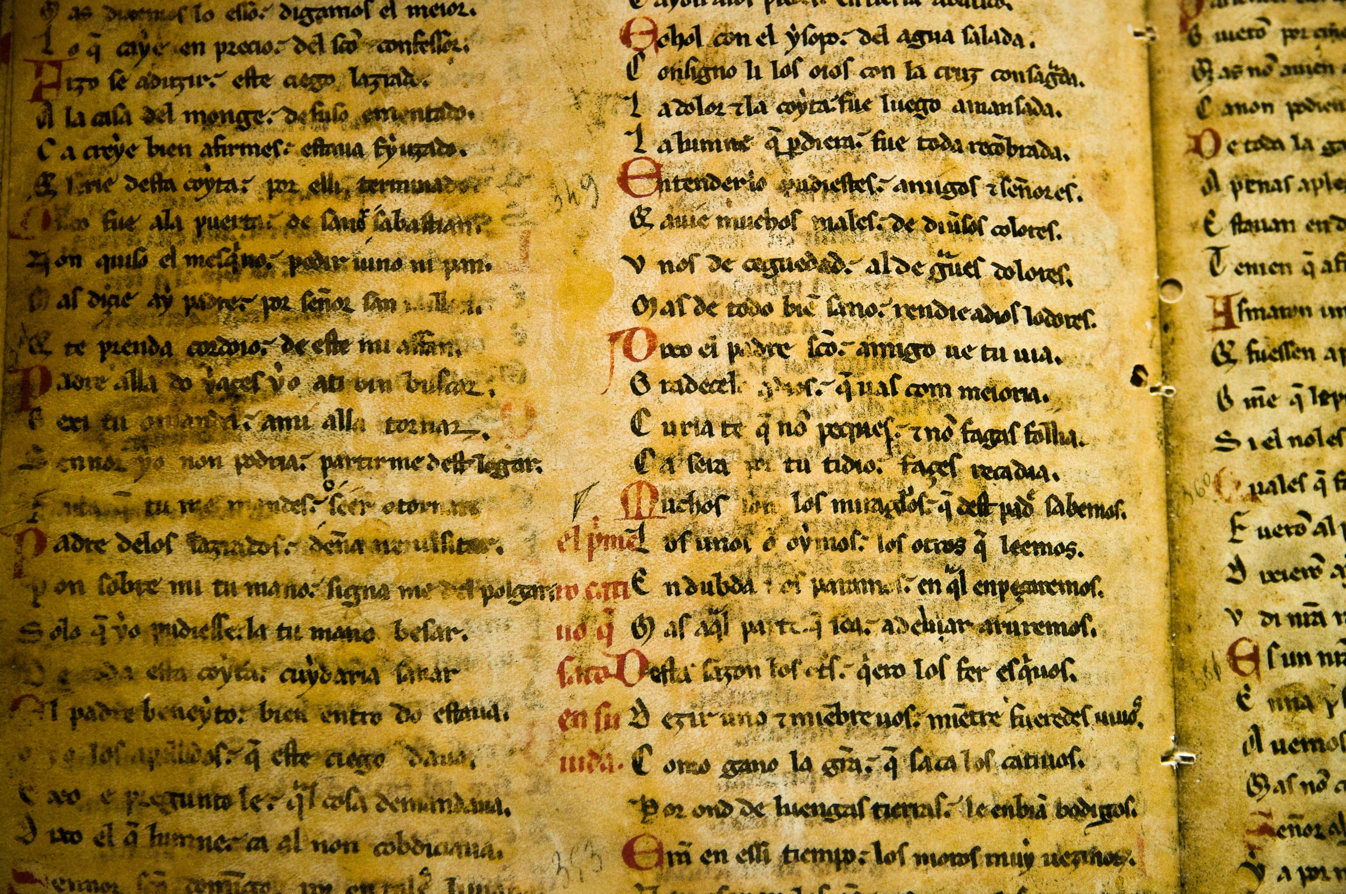 AI technology revives ancient languages, showcasing visual and auditory reconstructions of Ancient Greek and Latin speakers.